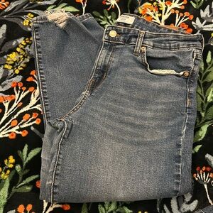 Levi’s Boyfriend Jeans- 14